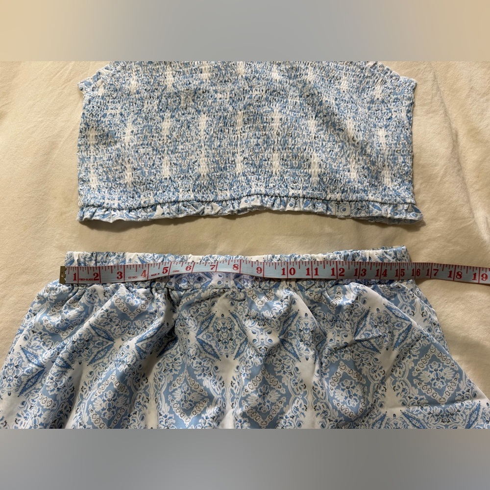 Two-Piece Set - Picture 2 of 3